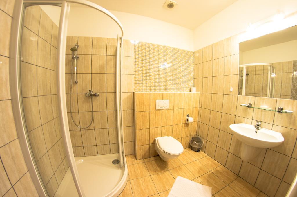 Příbor Wellness Hotel Hukvaldy Polopenze A Wellness V Cene מראה חיצוני תמונה