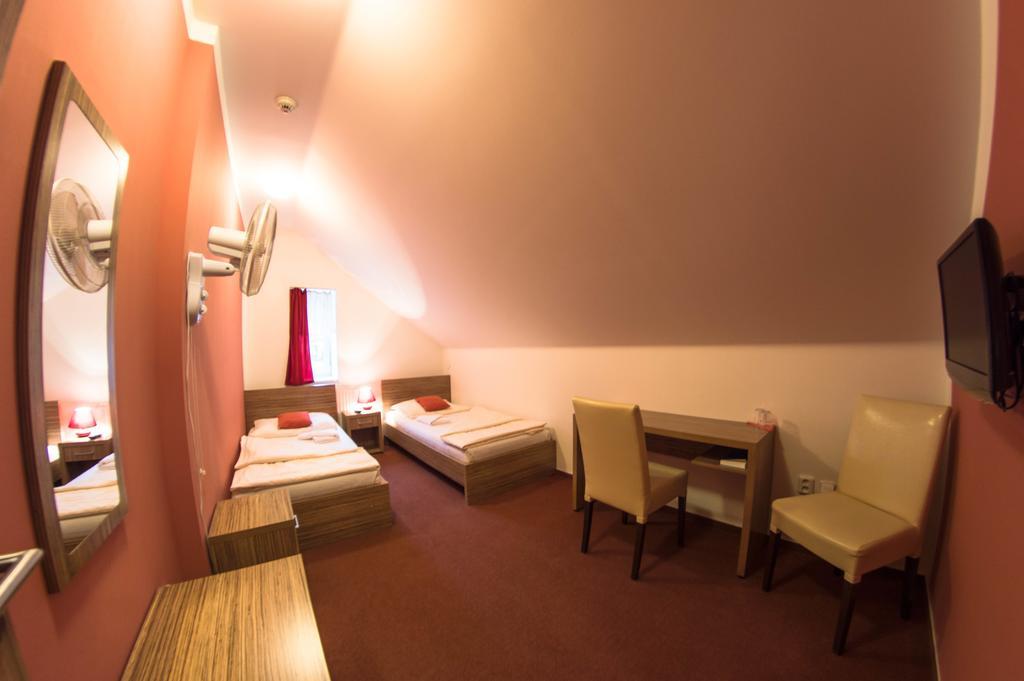 Příbor Wellness Hotel Hukvaldy Polopenze A Wellness V Cene מראה חיצוני תמונה