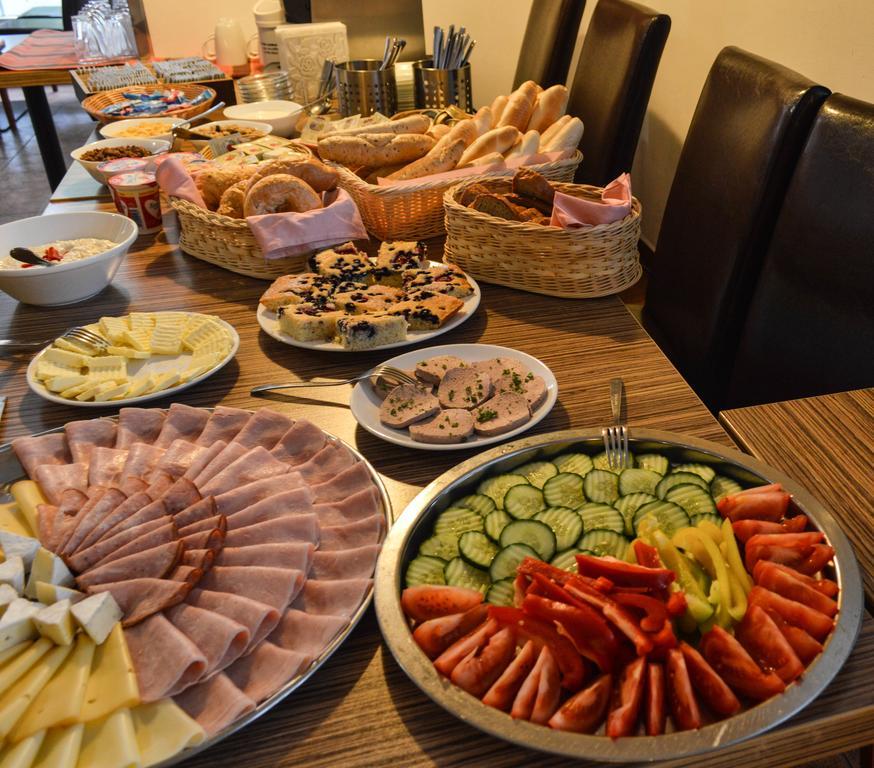 Příbor Wellness Hotel Hukvaldy Polopenze A Wellness V Cene מראה חיצוני תמונה